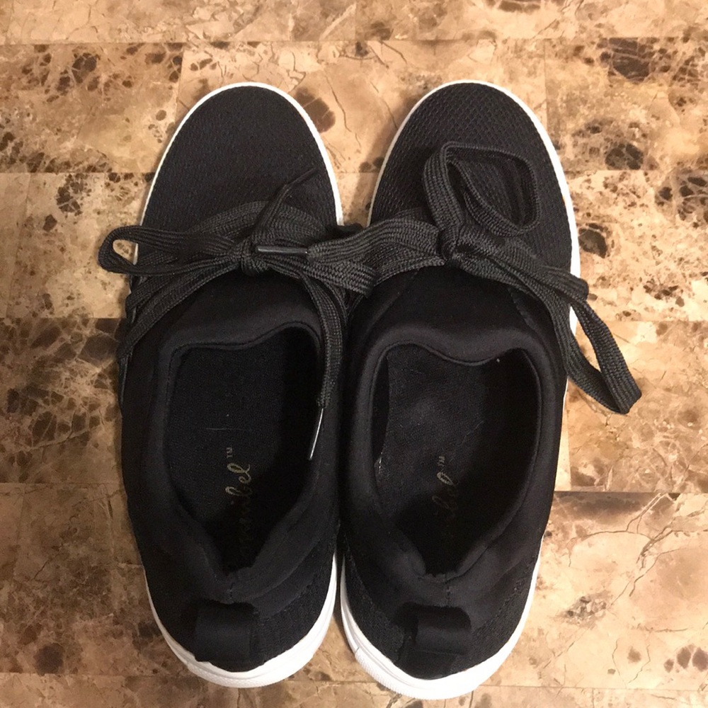 Bonnibel Black Slip-On Athletic Sneakers